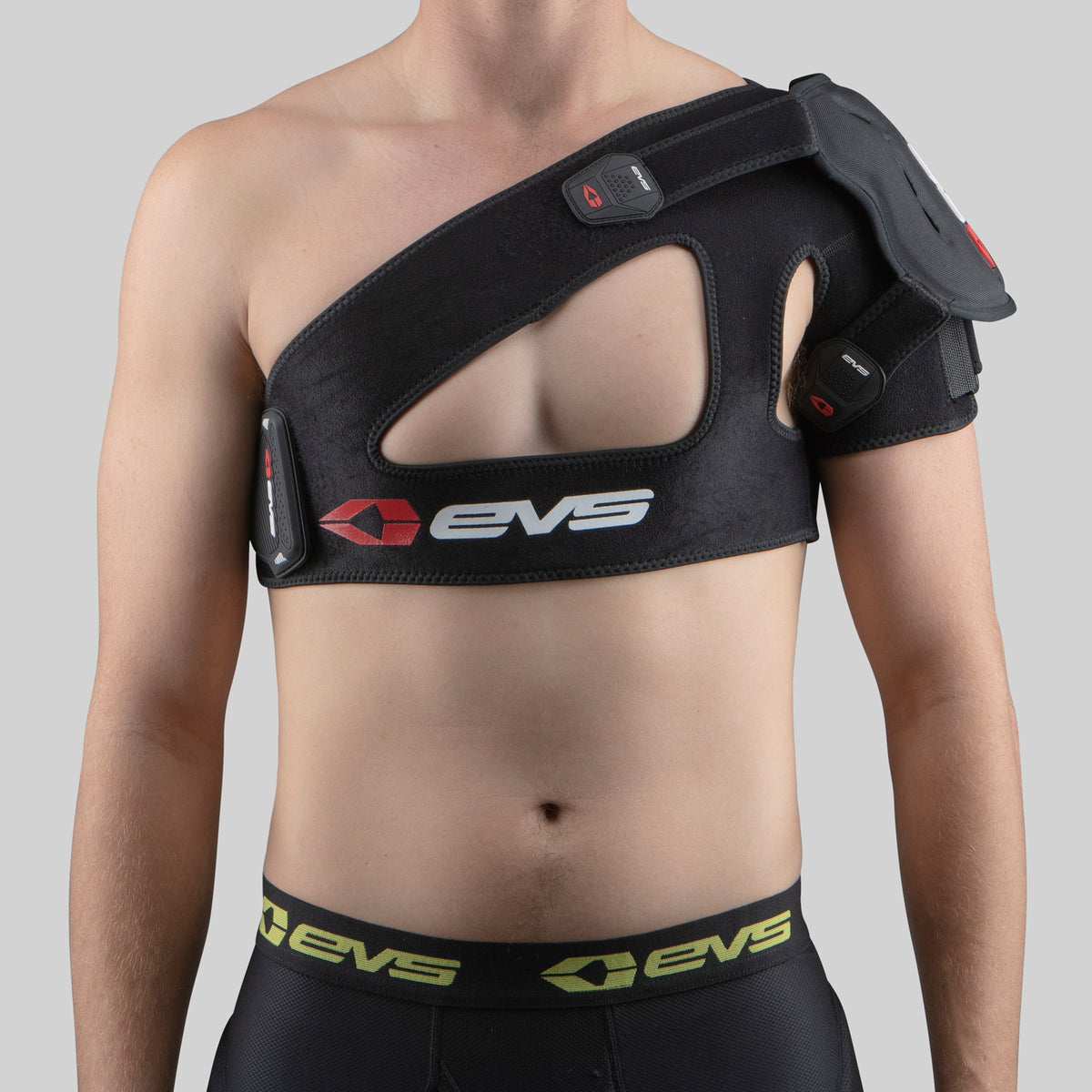 SB04 Shoulder Support - EVS Sports
