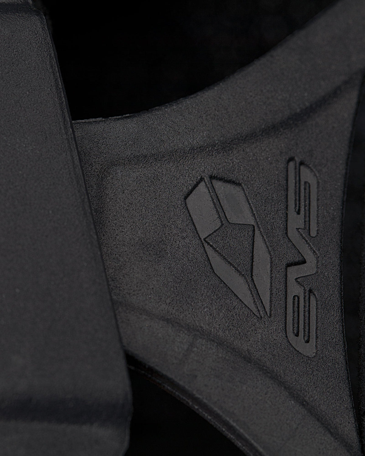 Axis Sport Knee Brace - Pair - EVS Sports