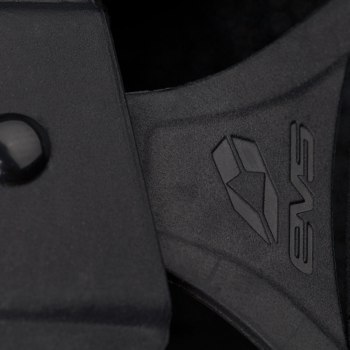 Axis Sport Knee Brace - Single - EVS Sports